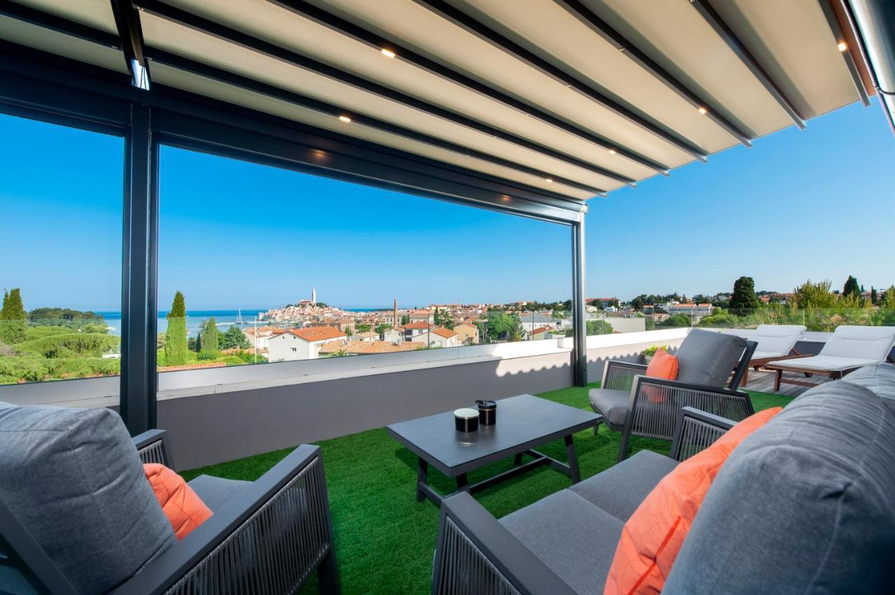 Penthouse with private Jacuzzi